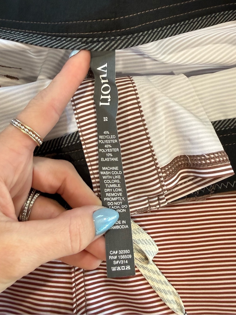 Vuori Cruise Men’s Boardshort Clove Wave Stripe Size 32 NWT - Picture 10 of 10